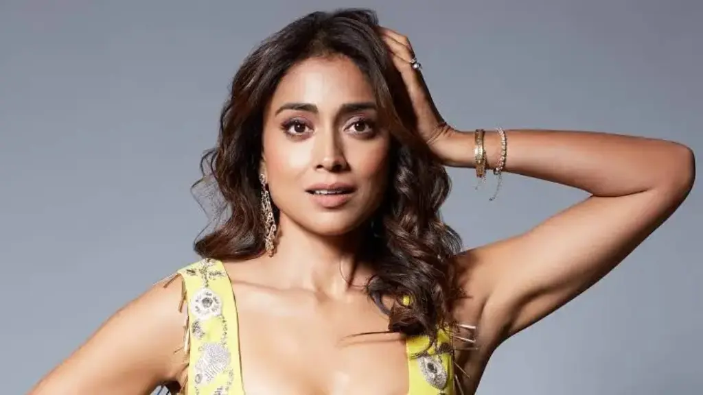Shriya Saran Net Worth 2025: Earnings, Cars, and Film Career